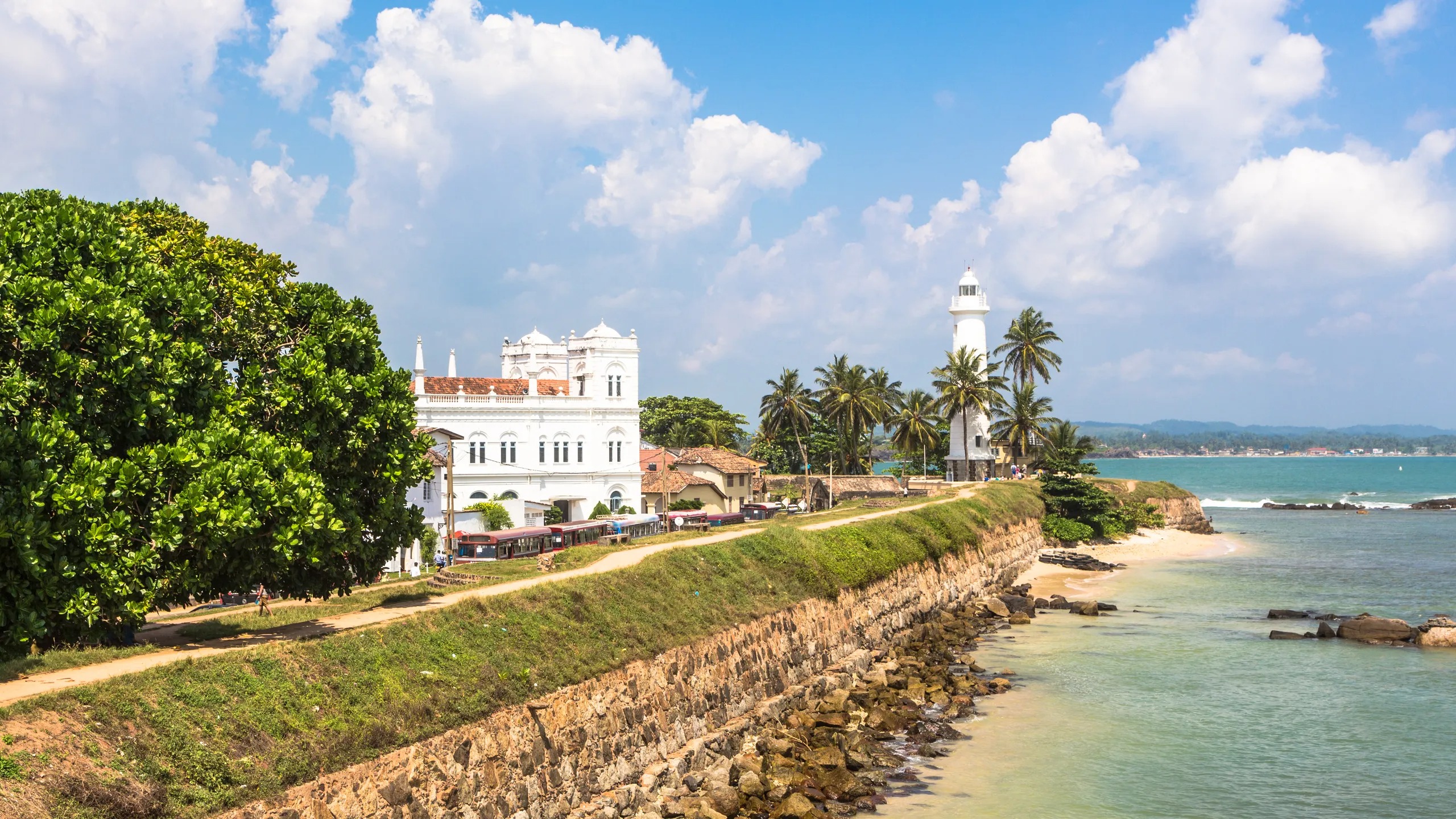 View 1 of Sri Lanka Tour Package 8 Days | Colombo Kandy Wildlife Escape